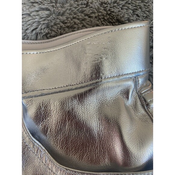 Abercrombie And Fitch High Rise the 90’s Relaxed Leather Pants Silver Glam 4 NWT - Picture 11 of 12